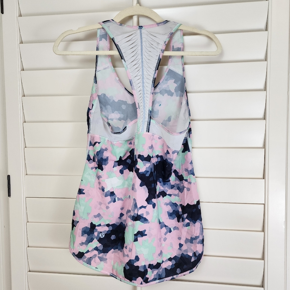 Lululemon Racerback Geometric Tank - Picture 2 of 2